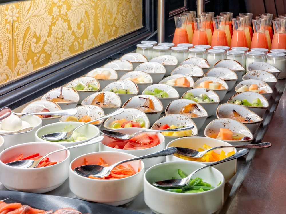 H10 Catalunya Plaza Boutique Hotel — Restaurant & bars in Barcelona, Catalonia
