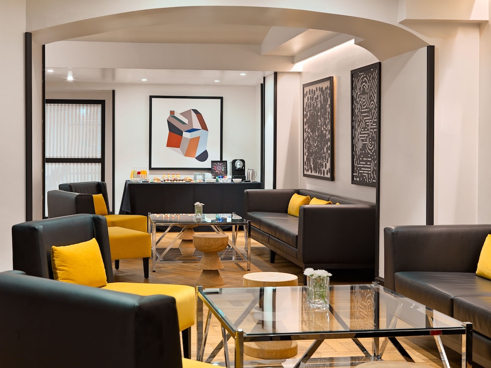 H10 Universitat Hotel — Restaurant & bars in Barcelona, Catalonia