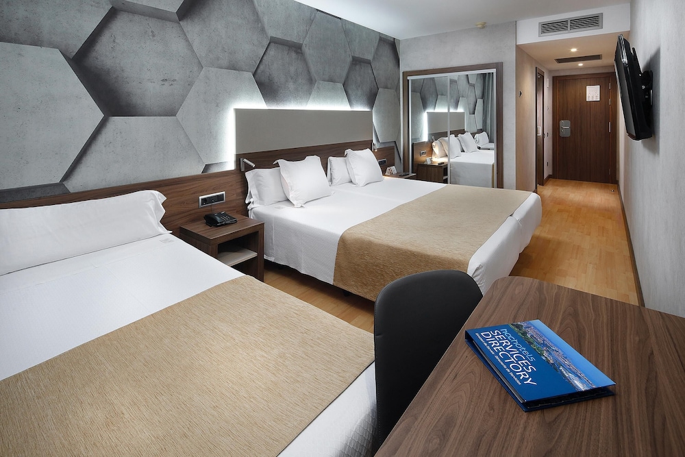 Hotel HCC MontBlanc — Hotel rooms in Barcelona, Catalonia