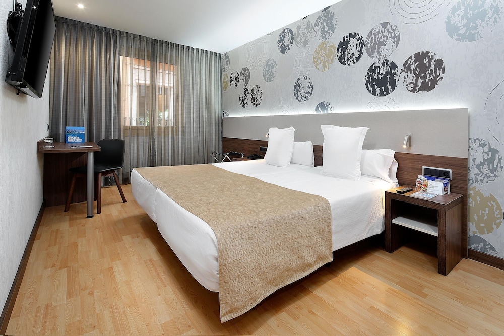 Hotel HCC MontBlanc — Hotel rooms in Barcelona, Catalonia