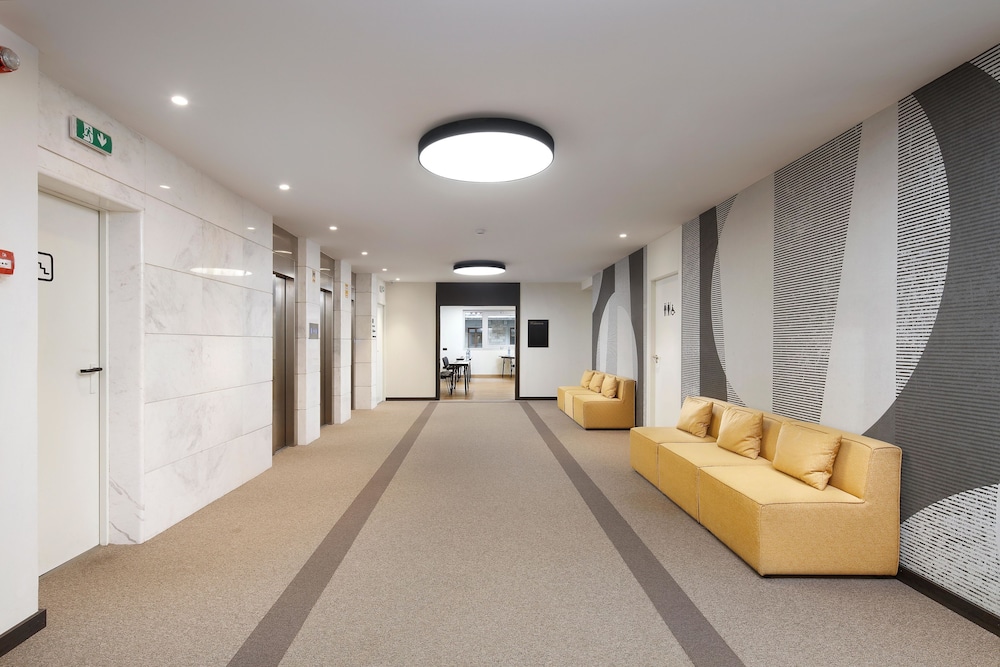 Hotel HCC MontBlanc — Hotel building in Barcelona, Catalonia