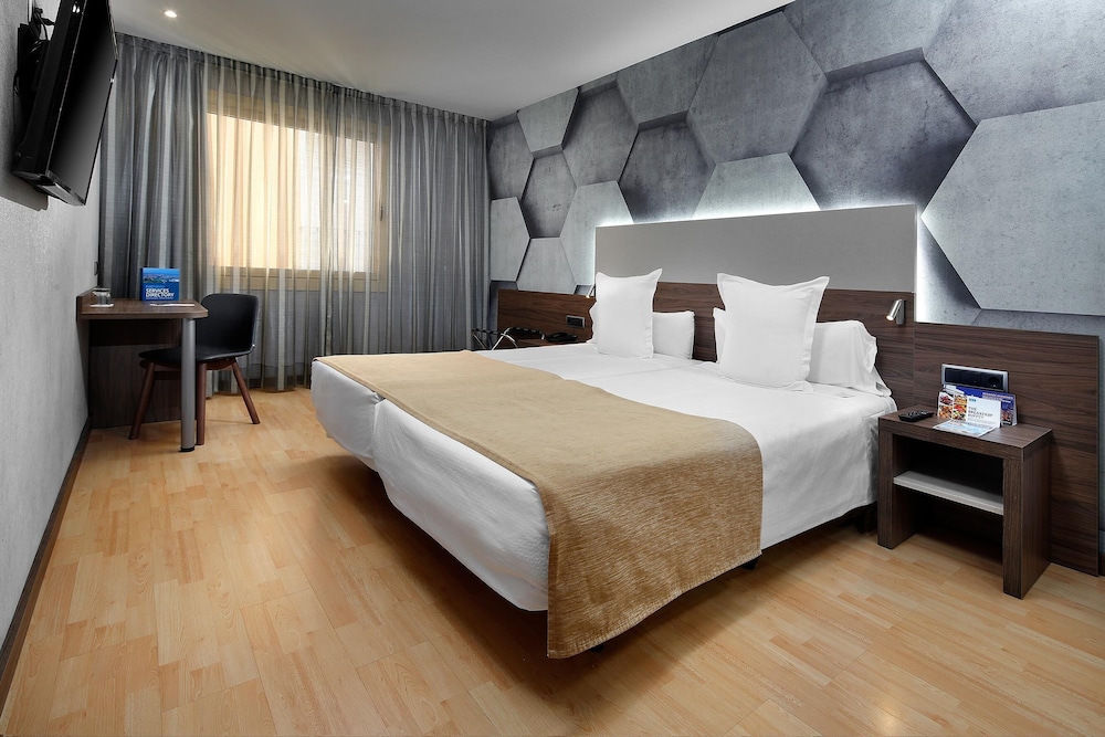 Hotel HCC MontBlanc — Hotel rooms in Barcelona, Catalonia
