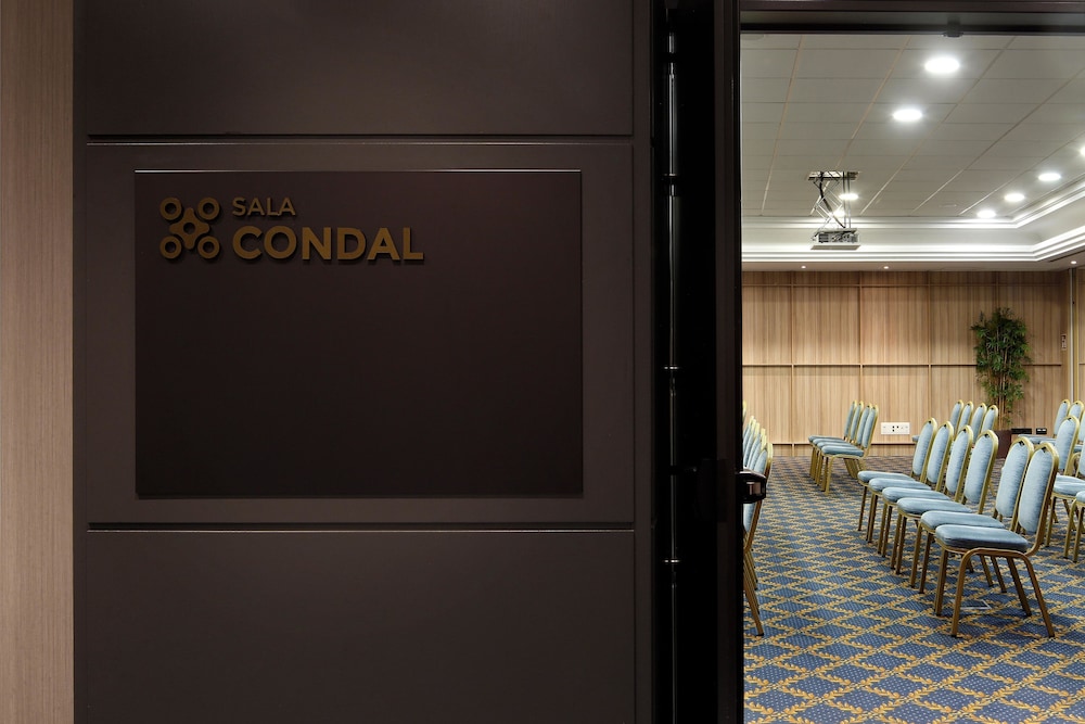Hotel HCC MontBlanc — Hotel building in Barcelona, Catalonia