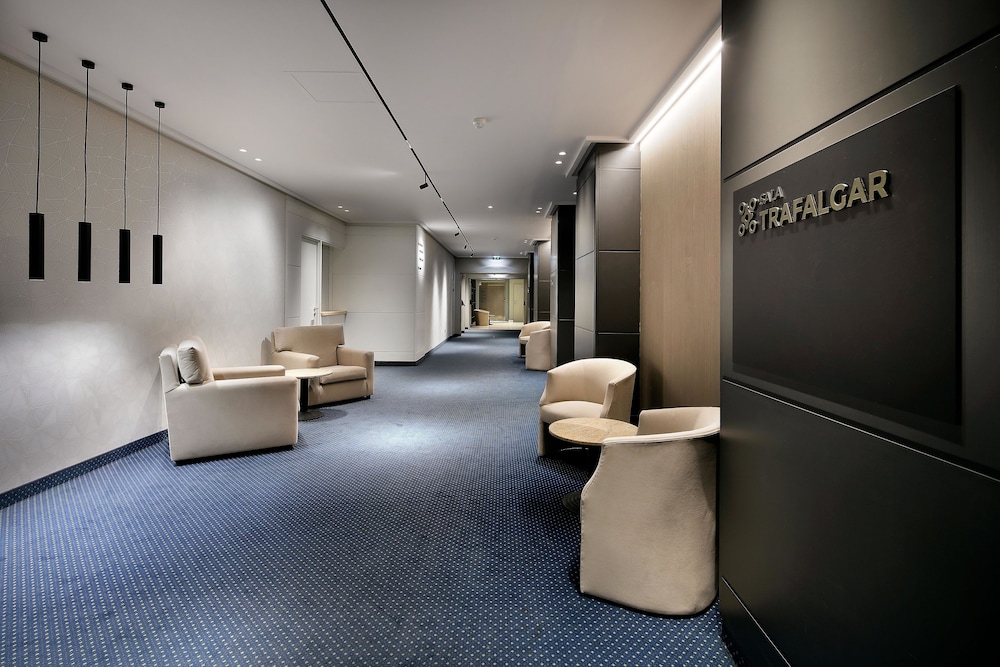 Hotel HCC MontBlanc — Hotel building in Barcelona, Catalonia