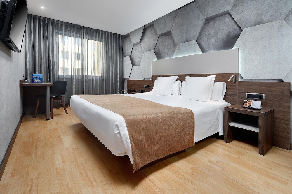 Hotel HCC MontBlanc — Hotel rooms in Barcelona, Catalonia