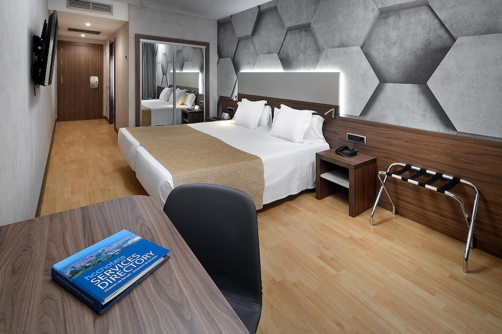 Hotel HCC MontBlanc — Hotel rooms in Barcelona, Catalonia
