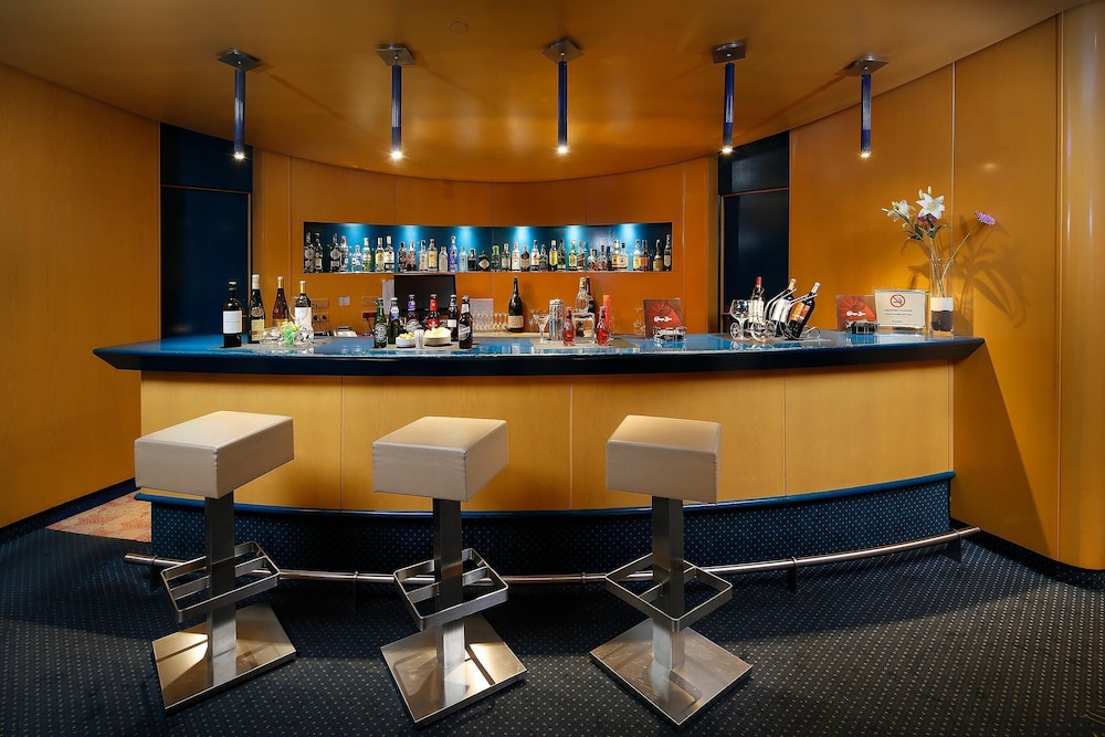Hotel HCC MontBlanc — Restaurant & bars in Barcelona, Catalonia