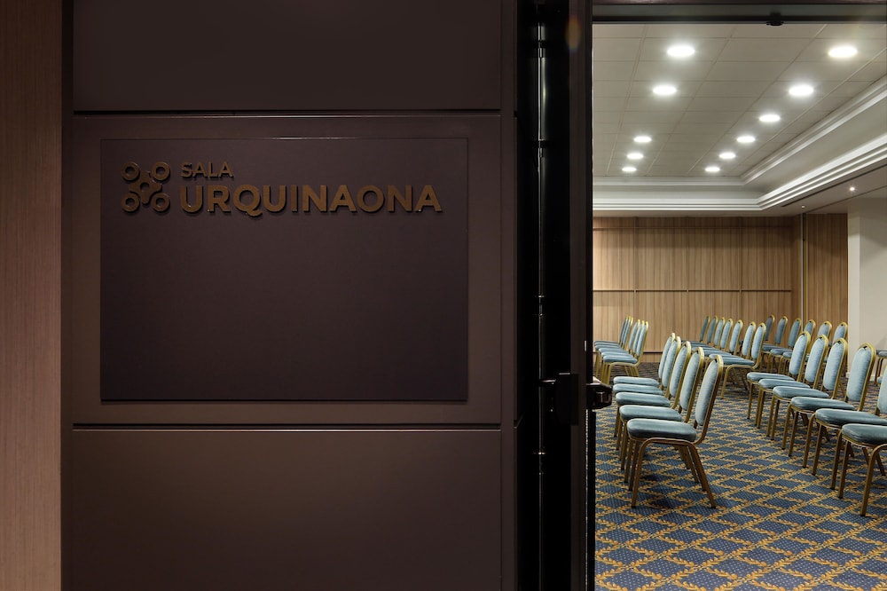 Hotel HCC MontBlanc — Hotel building in Barcelona, Catalonia