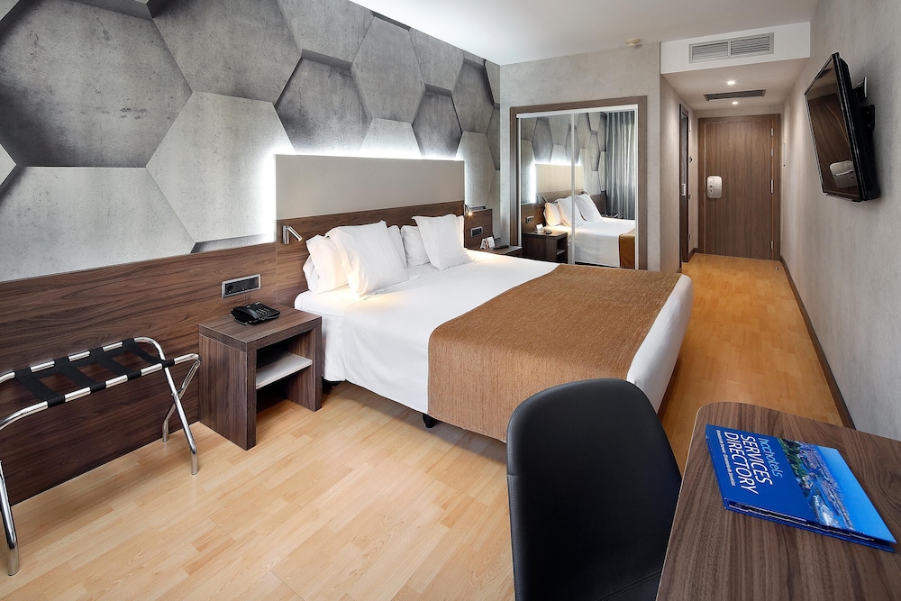 Hotel HCC MontBlanc — Hotel rooms in Barcelona, Catalonia
