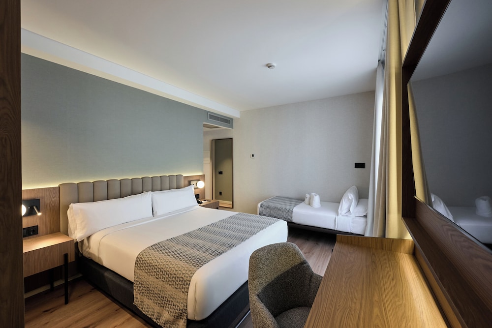 Catalonia la Boqueria — Hotel rooms in Barcelona, Catalonia