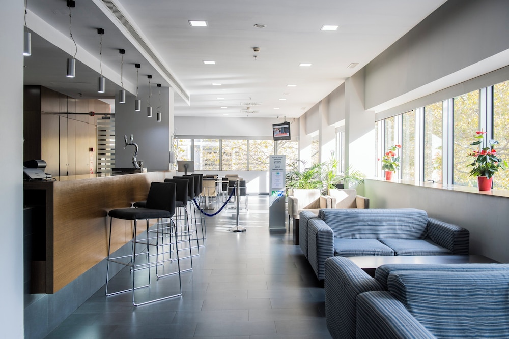 Holiday Inn Express Barcelona City 22@ by IHG — Restaurant & bars in Barcelona, Catalonia