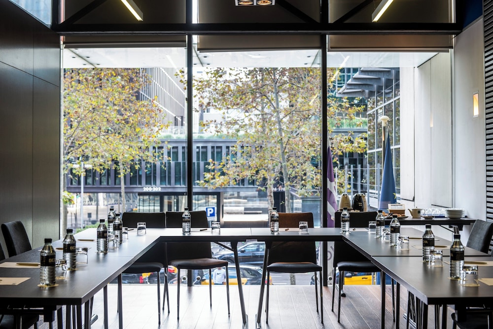 Holiday Inn Express Barcelona City 22@ by IHG — Restaurant & bars in Barcelona, Catalonia