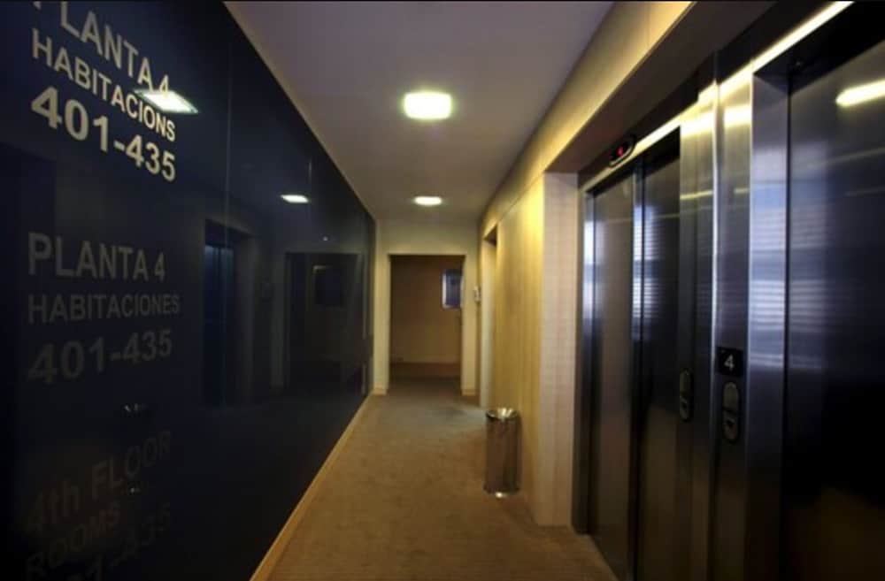 Holiday Inn Express Barcelona City 22@ by IHG — Hotel building in Barcelona, Catalonia