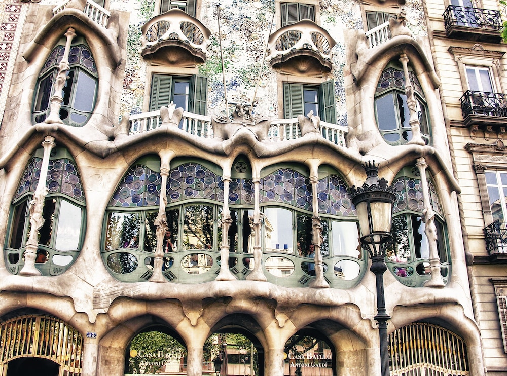 El Avenida Palace Hotel — Hotel building in Barcelona, Catalonia