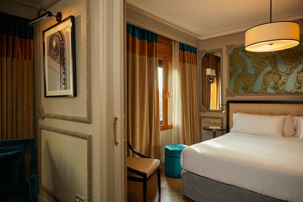 El Avenida Palace Hotel — Hotel rooms in Barcelona, Catalonia
