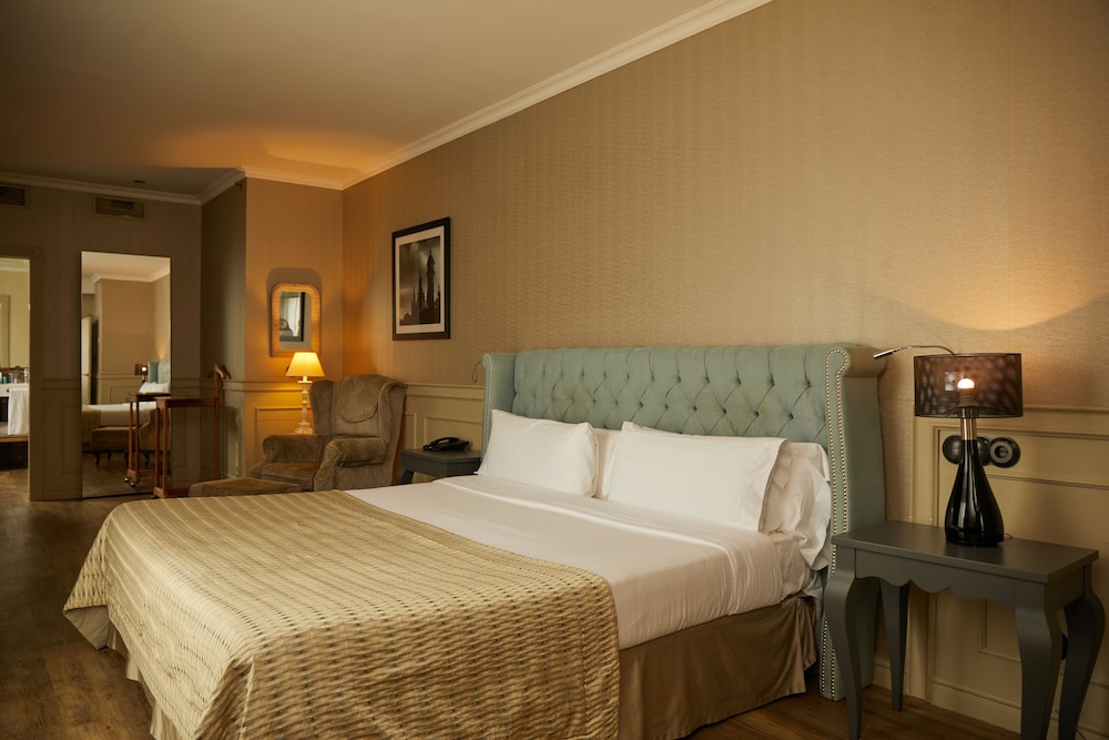 El Avenida Palace Hotel — Hotel rooms in Barcelona, Catalonia