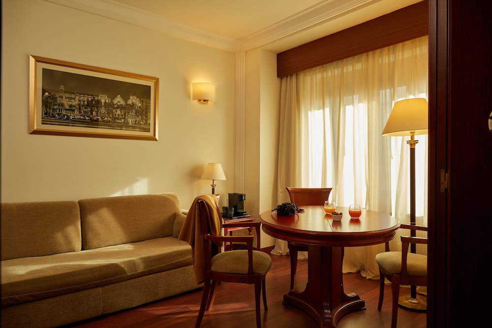 El Avenida Palace Hotel — Hotel rooms in Barcelona, Catalonia