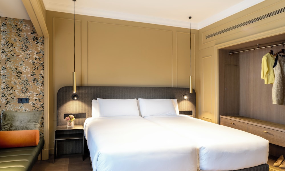 El Avenida Palace Hotel — Hotel rooms in Barcelona, Catalonia