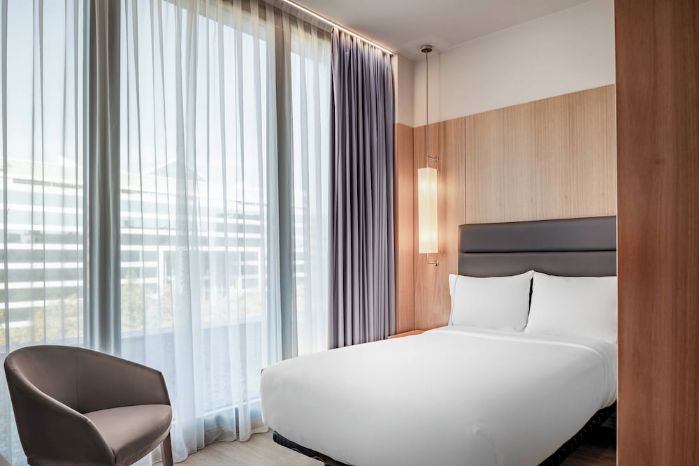 AC Hotel by Marriott Diagonal L'Illa - zdjęcie 4