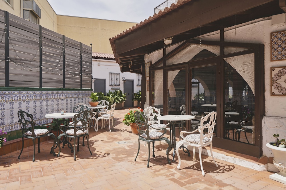 Mesón Castilla Atiram Hotel — Restaurant & bars in Barcelona, Catalonia
