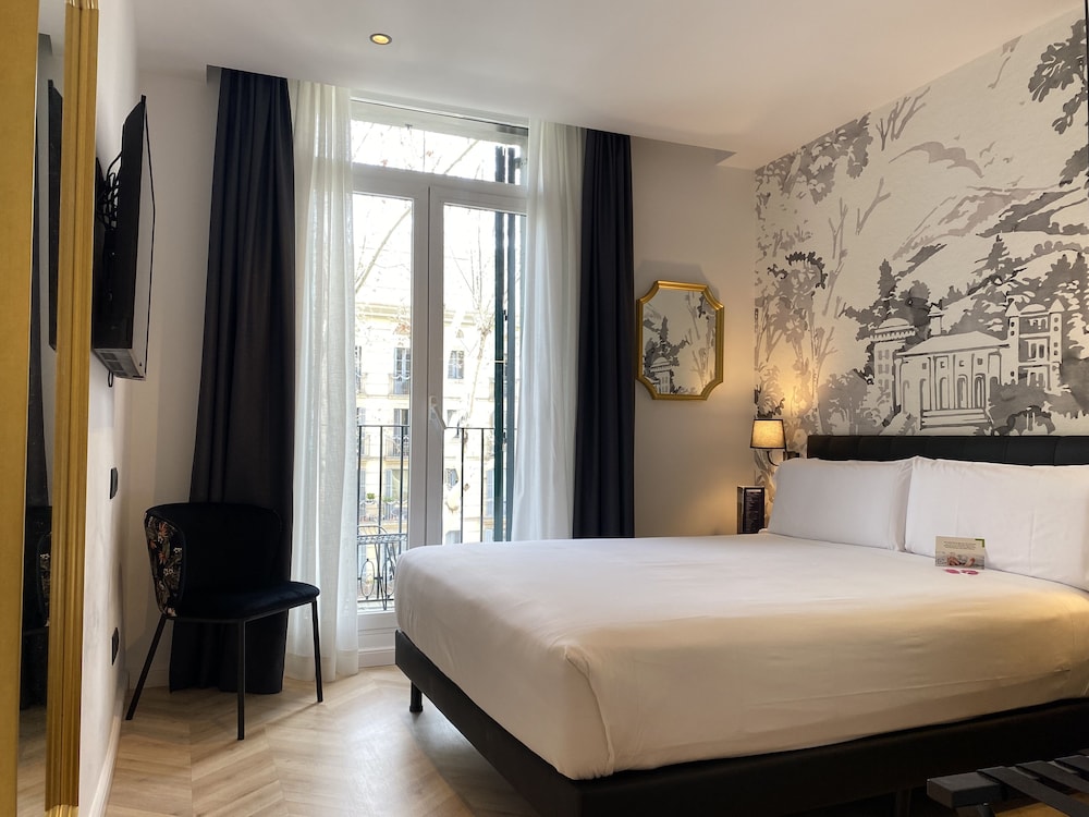 Oriente Atiram — Hotel rooms in Barcelona, Catalonia