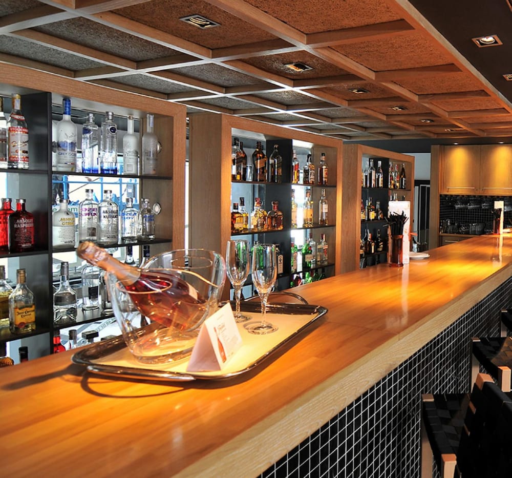 Hotel Jazz — Restaurant & bars in Barcelona, Catalonia