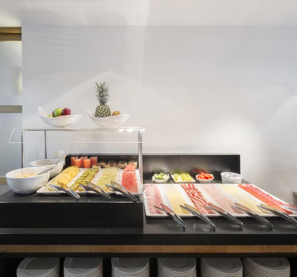 Hotel Jazz — Restaurant & bars in Barcelona, Catalonia