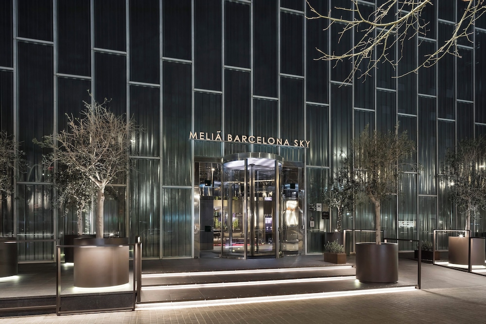 Melia Barcelona Sky — Hotel building in Barcelona, Catalonia