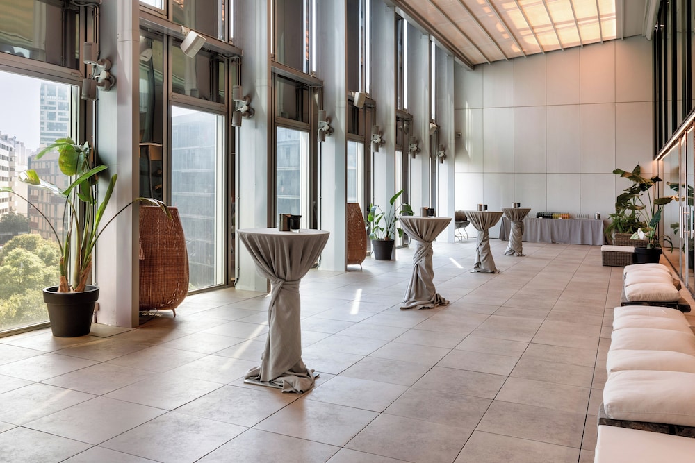 Melia Barcelona Sky — Restaurant & bars in Barcelona, Catalonia
