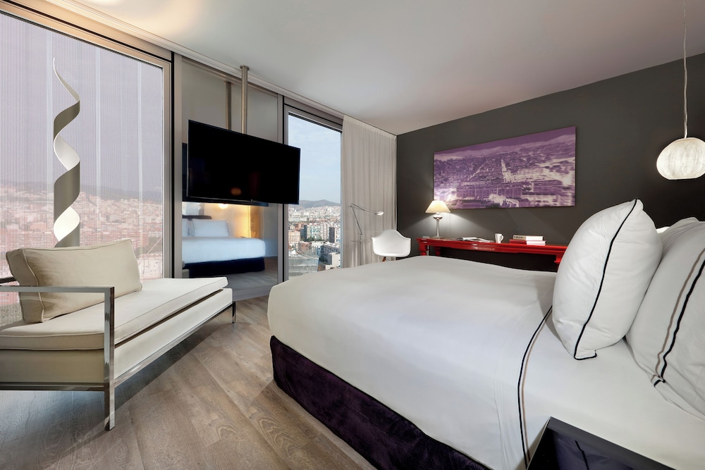 Melia Barcelona Sky — Hotel rooms in Barcelona, Catalonia