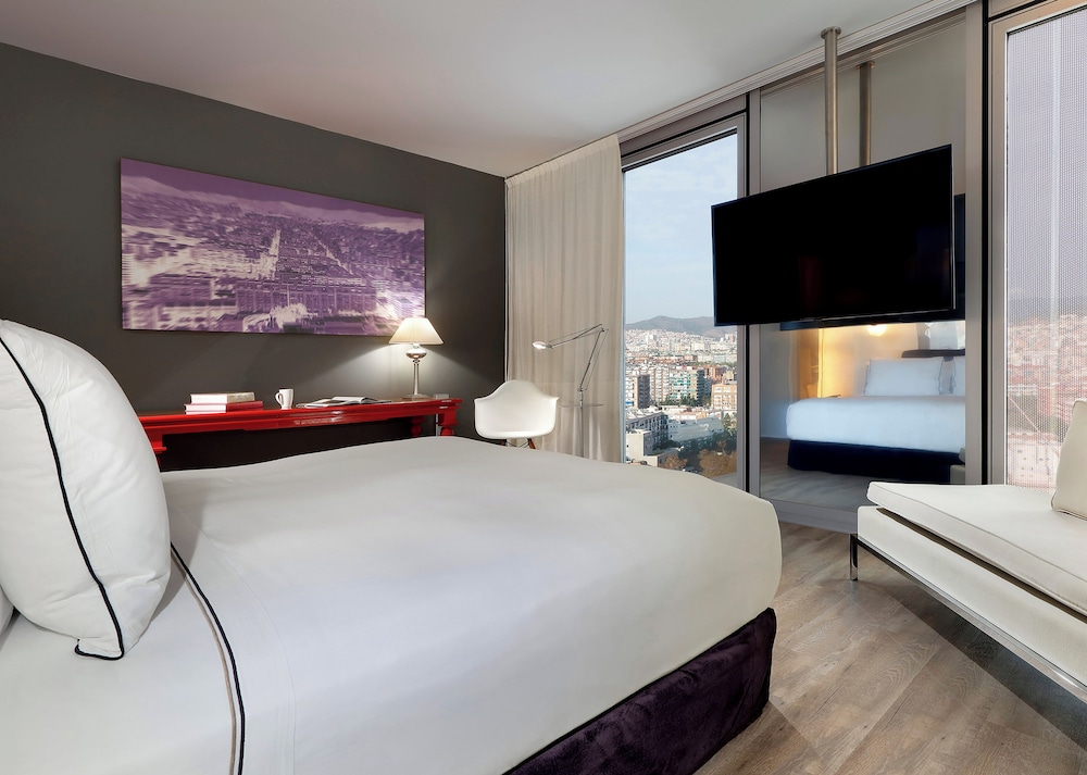Melia Barcelona Sky — Hotel rooms in Barcelona, Catalonia