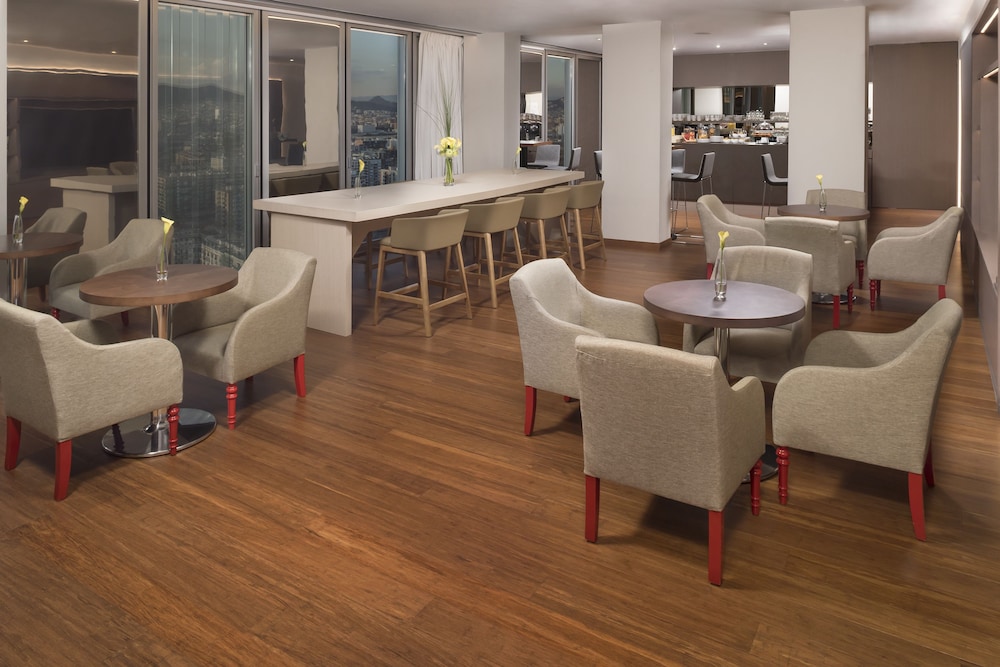 Melia Barcelona Sky — Restaurant & bars in Barcelona, Catalonia
