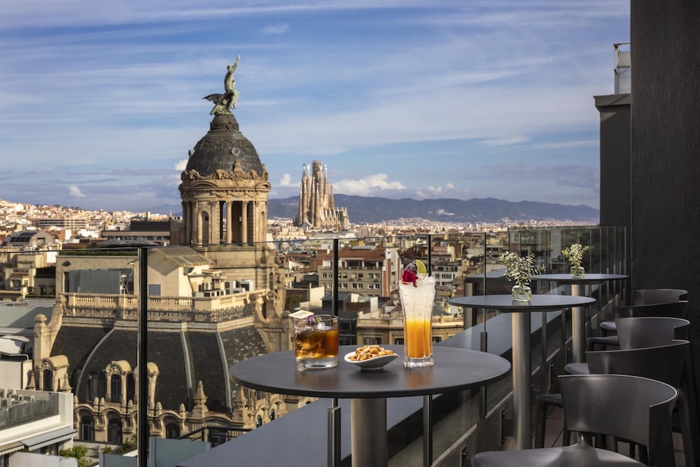 NH Collection Barcelona Gran Hotel Calderón — Restaurant & bars in Barcelona, Catalonia
