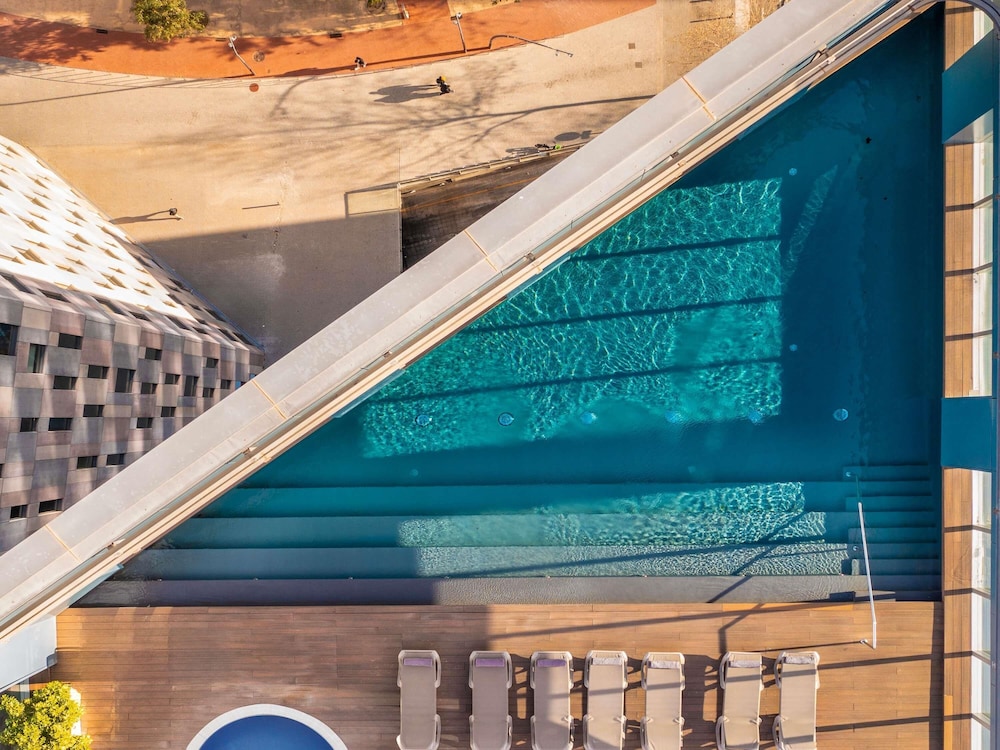 Novotel Barcelona City — Swimming pool in Barcelona, Catalonia