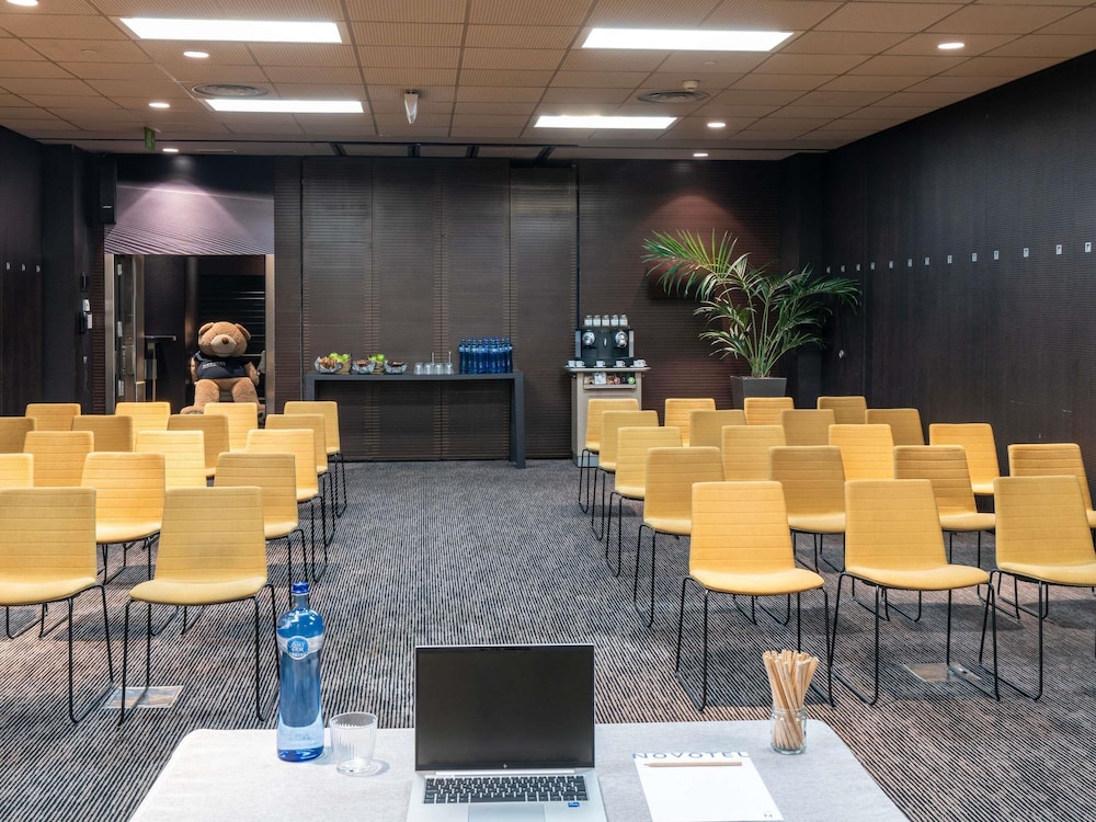 Novotel Barcelona City — Hotel building in Barcelona, Catalonia