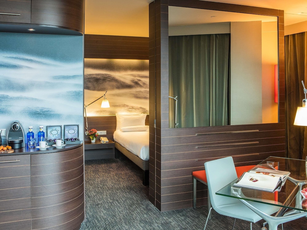 Novotel Barcelona City — Hotel rooms in Barcelona, Catalonia