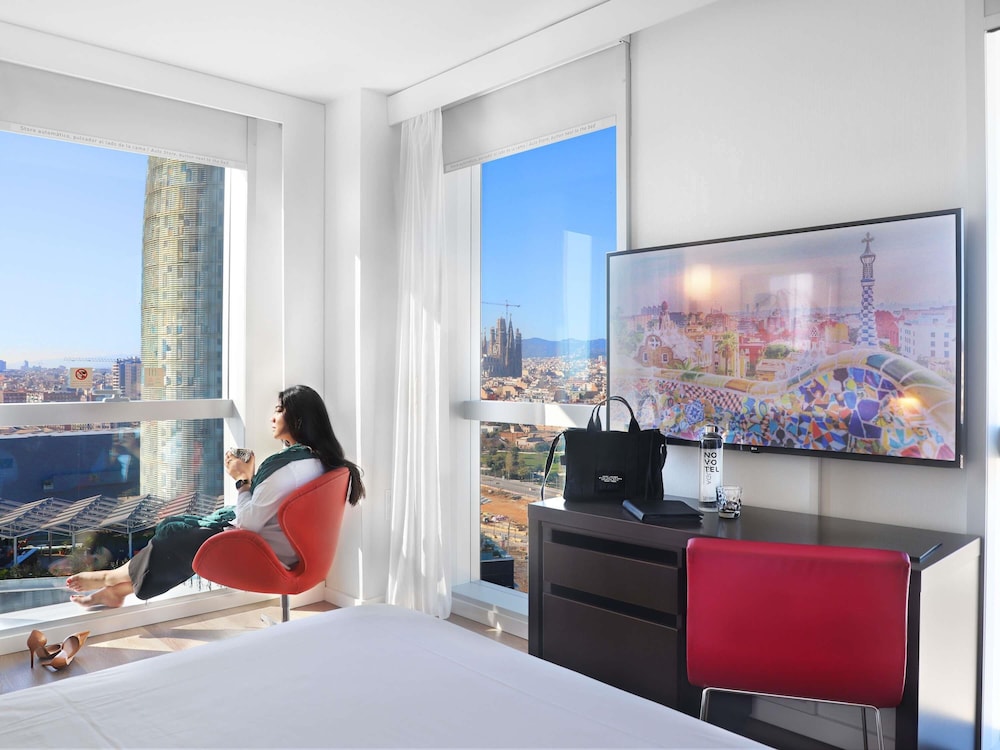 Novotel Barcelona City — Hotel rooms in Barcelona, Catalonia