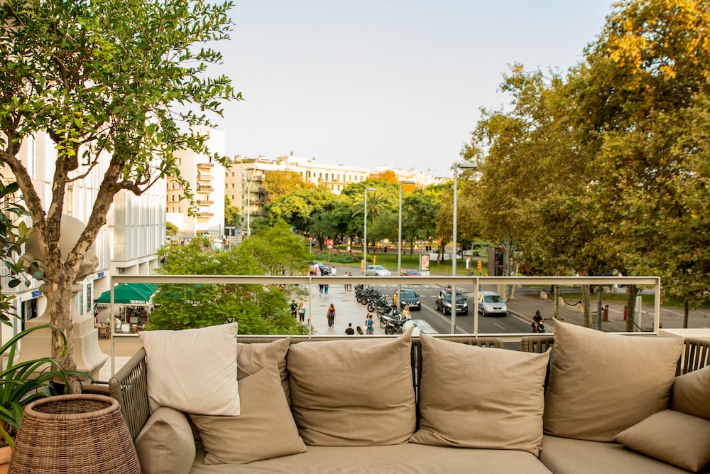 Hotel Oasis — Restaurant & bars in Barcelona, Catalonia