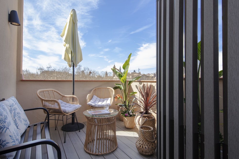 Hotel Oasis — Hotel rooms in Barcelona, Catalonia
