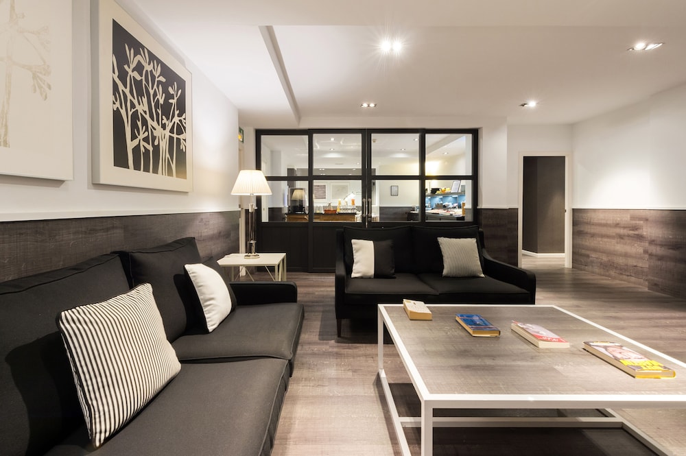 Parallel — Hotel rooms in Barcelona, Catalonia