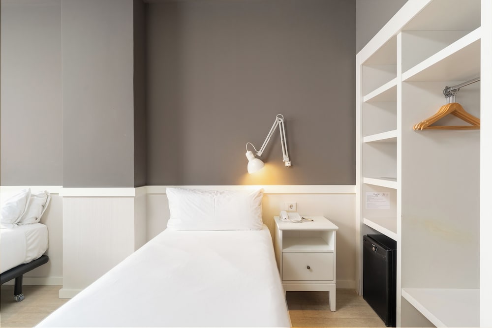 Parallel — Hotel rooms in Barcelona, Catalonia