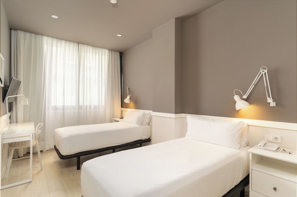 Parallel — Hotel rooms in Barcelona, Catalonia