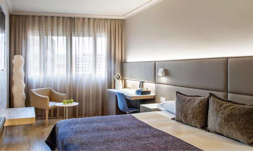 Sallés Hotel Pere IV — Hotel rooms in Barcelona, Catalonia