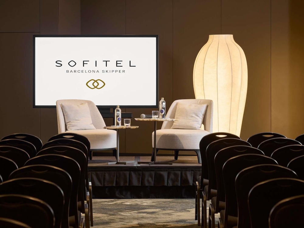 Sofitel Barcelona Skipper — Restaurant & bars in Barcelona, Catalonia