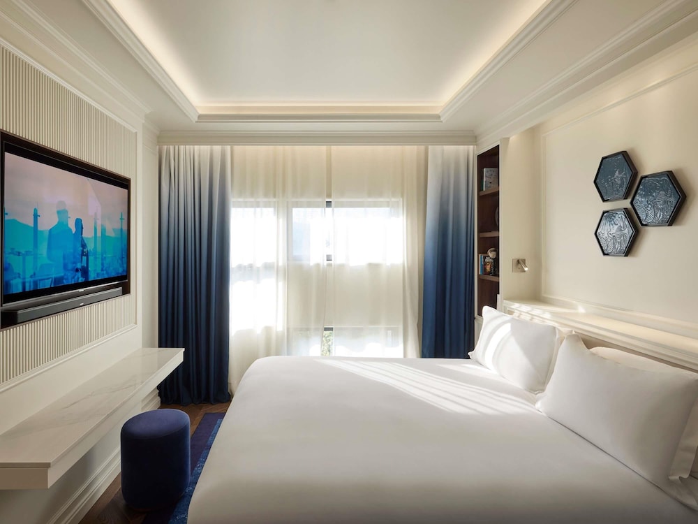 Sofitel Barcelona Skipper — Hotel rooms in Barcelona, Catalonia