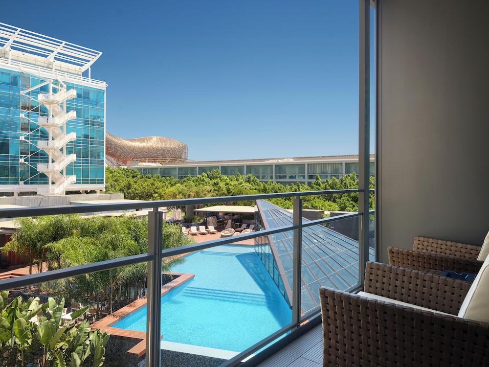 Sofitel Barcelona Skipper — Swimming pool in Barcelona, Catalonia