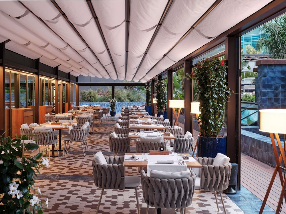 Sofitel Barcelona Skipper — Restaurant & bars in Barcelona, Catalonia