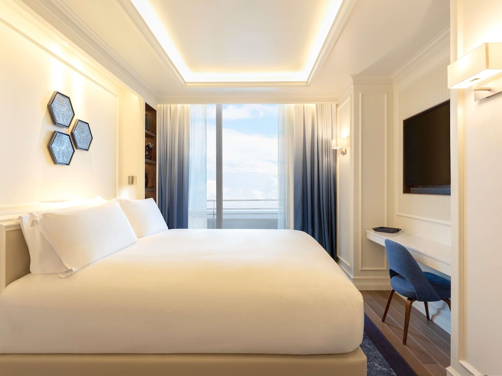 Sofitel Barcelona Skipper — Hotel rooms in Barcelona, Catalonia