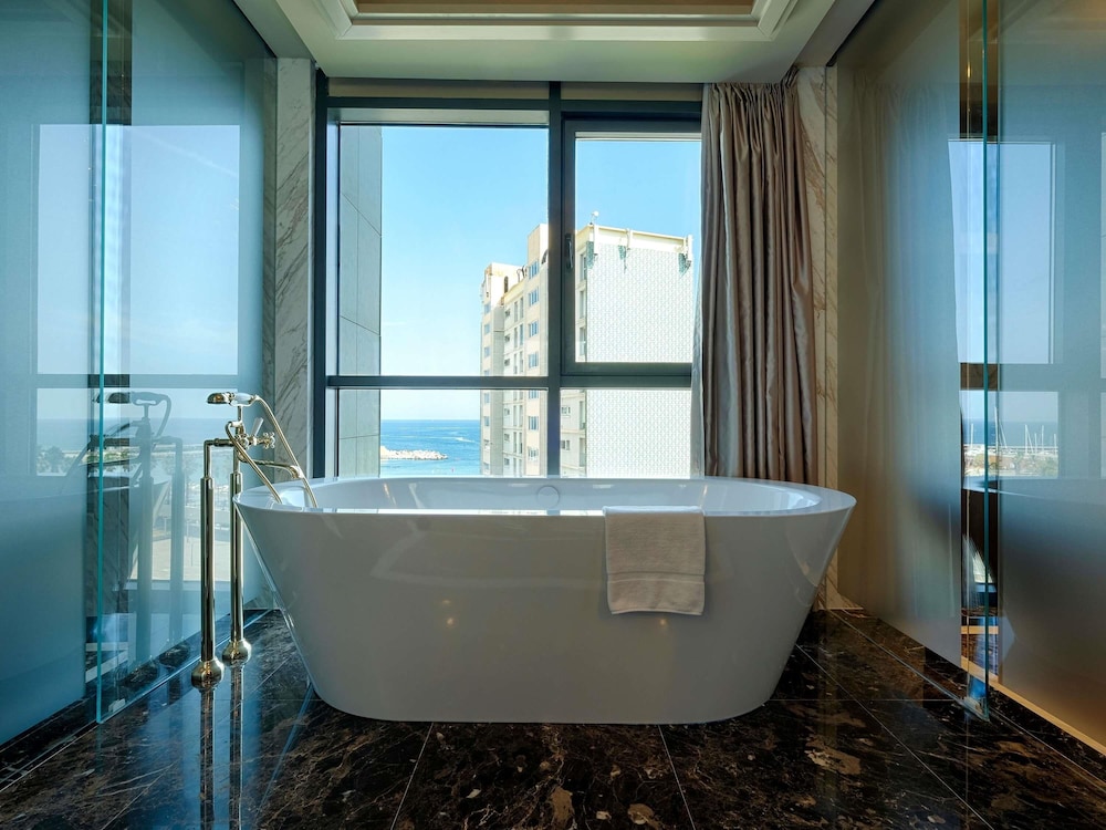 Sofitel Barcelona Skipper — Hotel rooms in Barcelona, Catalonia