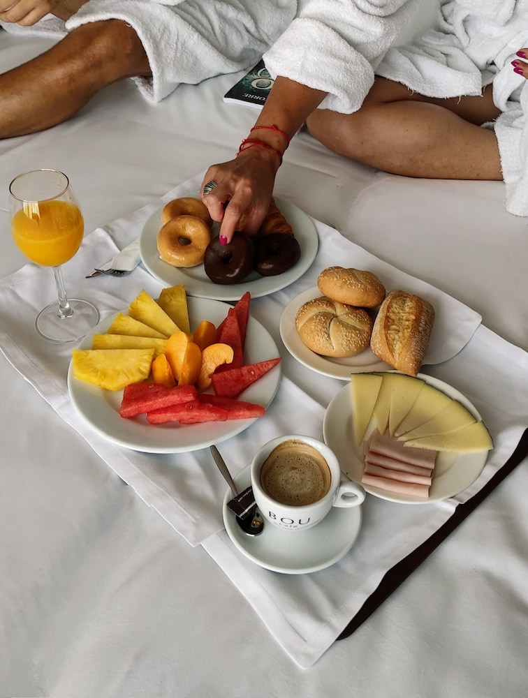 Eurohotel Diagonal Port — Hotel rooms in Barcelona, Catalonia